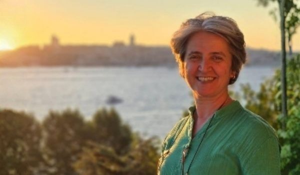 Human Motifs and Social Life in Classical Turkish Poetry